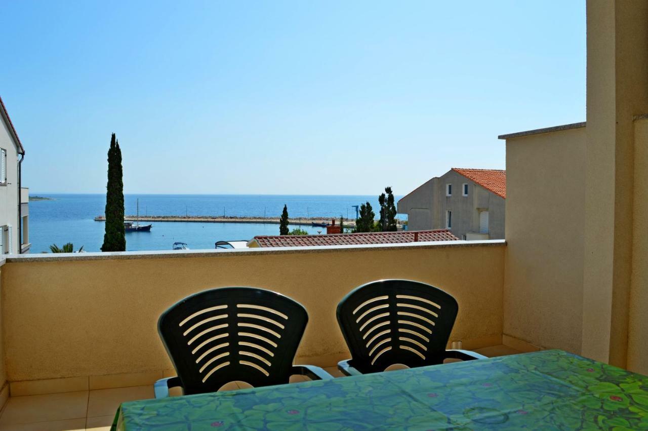 Apartmani Macak II Novalja Exterior photo